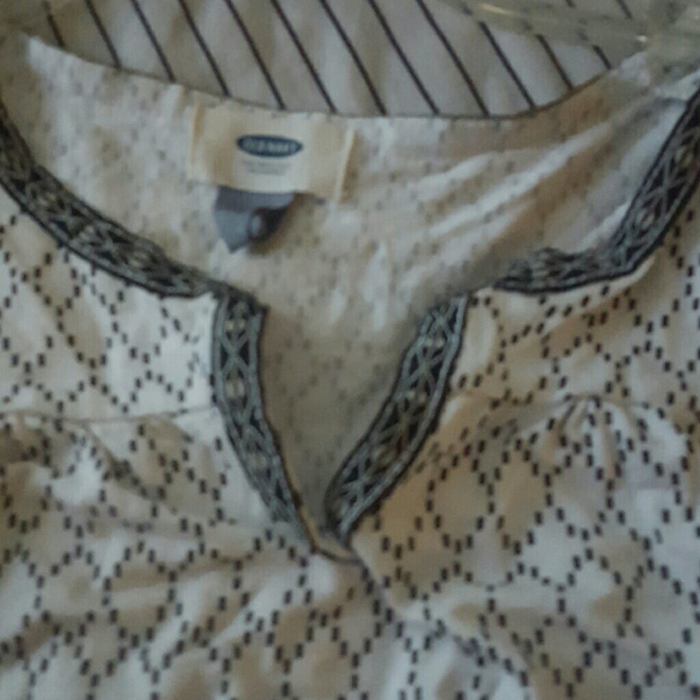 Tank top - Picture 2 of 3